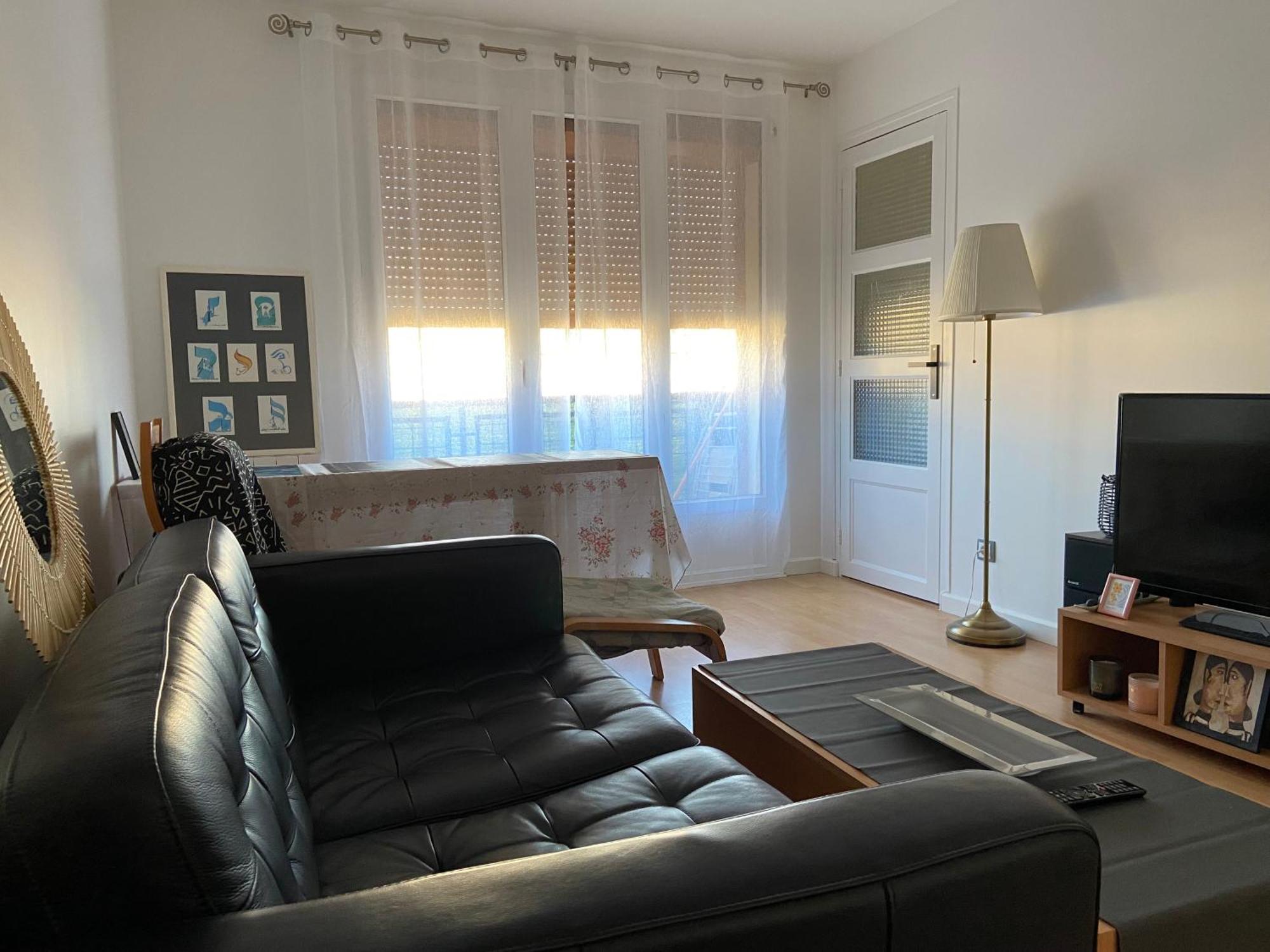 Chambre Simple Paisible Proche De Paris Дранси Екстериор снимка